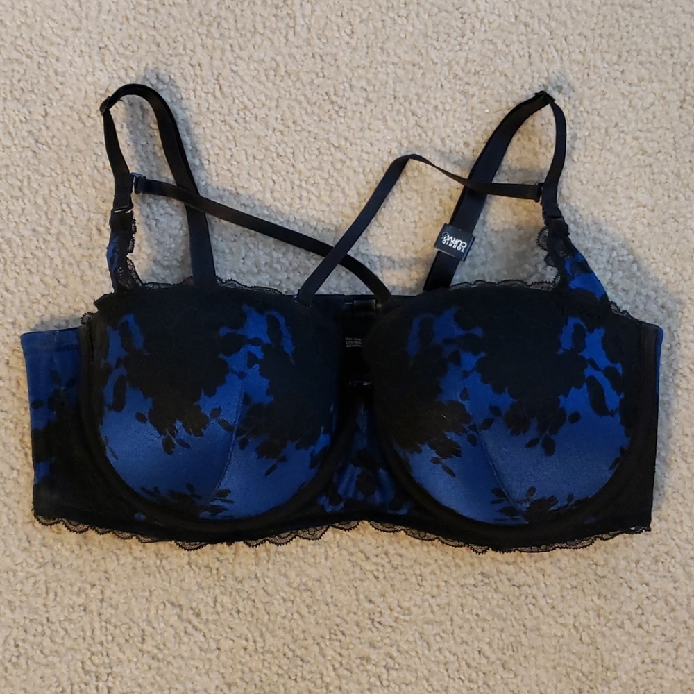 Torrid Lace Strappy Pushup Strapless Bra